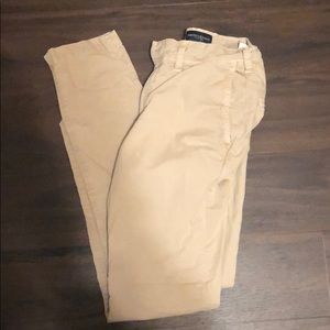 American Eagle kakis